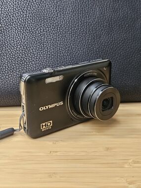 Olympus VG-160 14MP Digital Camera Black 5x Zoom Tested With Case